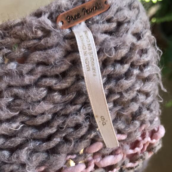 Free People Gray Pink Striped Fuzzy Knit High Low Sweater Women's Size Small - Picture 7 of 8